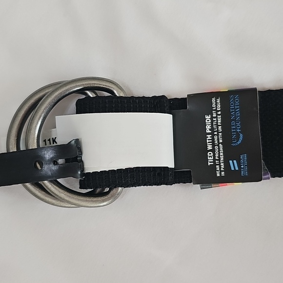 Kenneth Cole Reaction Men's Printed Webbing Belt - Picture 9 of 10